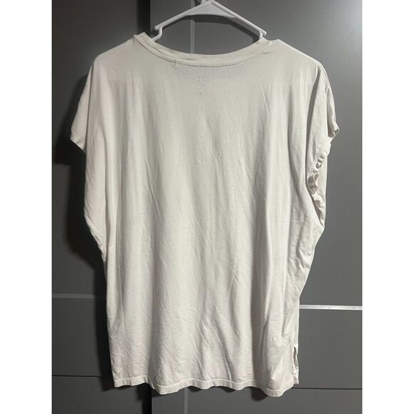 Uniqlo x The Lion King Womens Oversize T-Shirt Pocket White Size Small - Picture 3 of 5